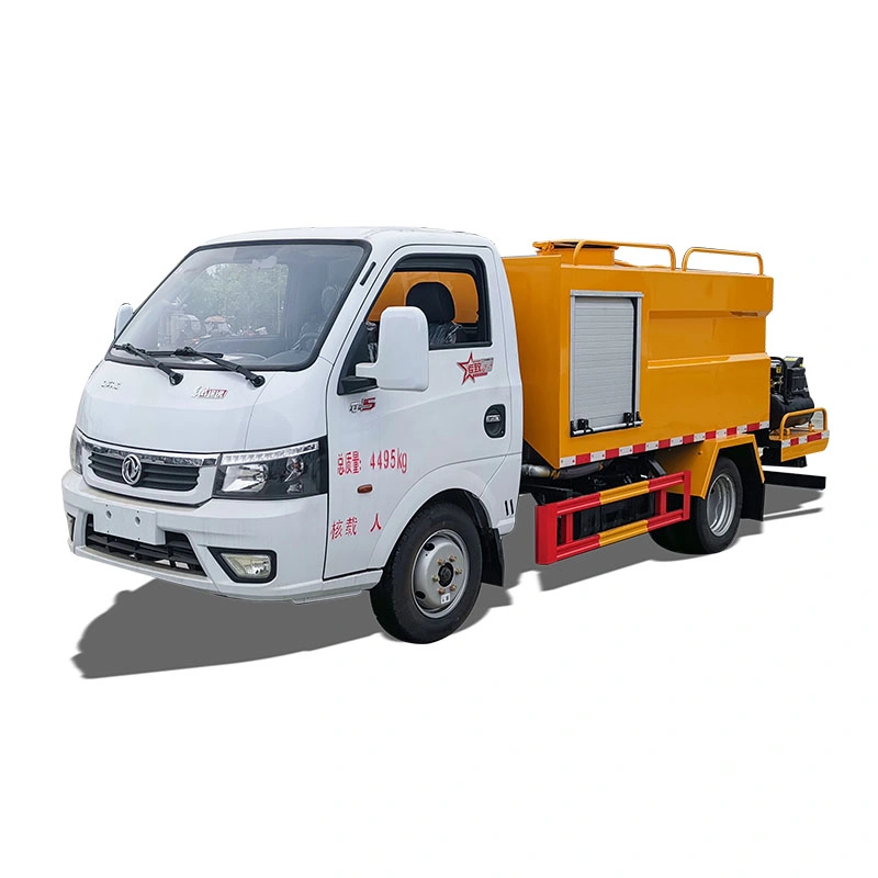 Small 3500 Liters High quality/High cost performance  Dongfeng Sewage Suction Cleaning Truck for Drain Cleaning