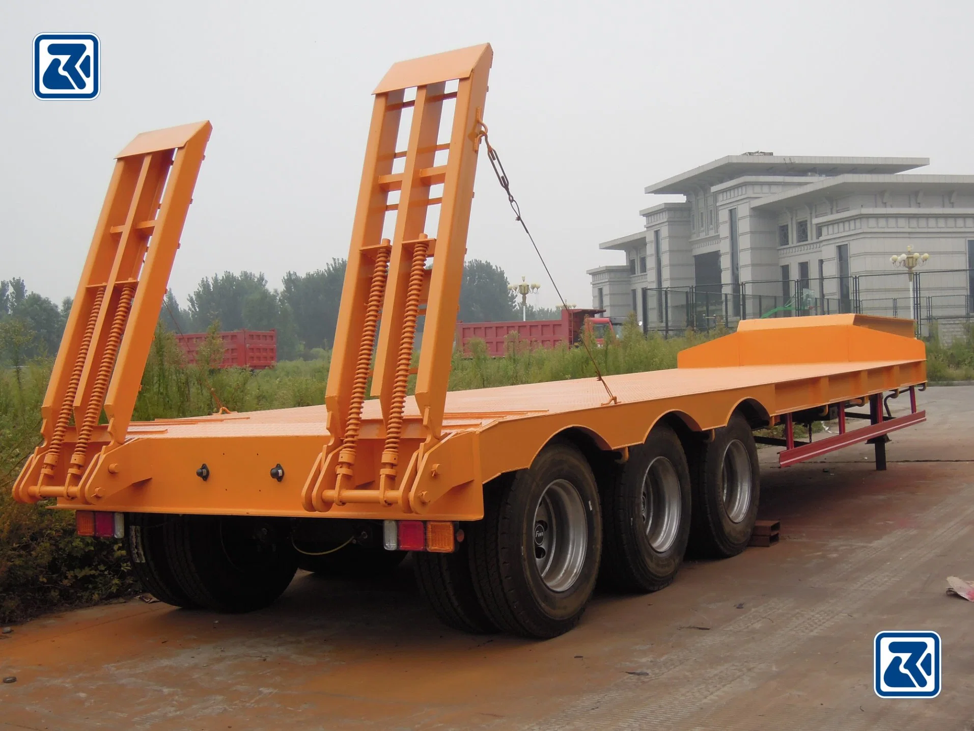 Heavy Duty Cross Arm Type 3 Axle Low Bed Semi Trailer