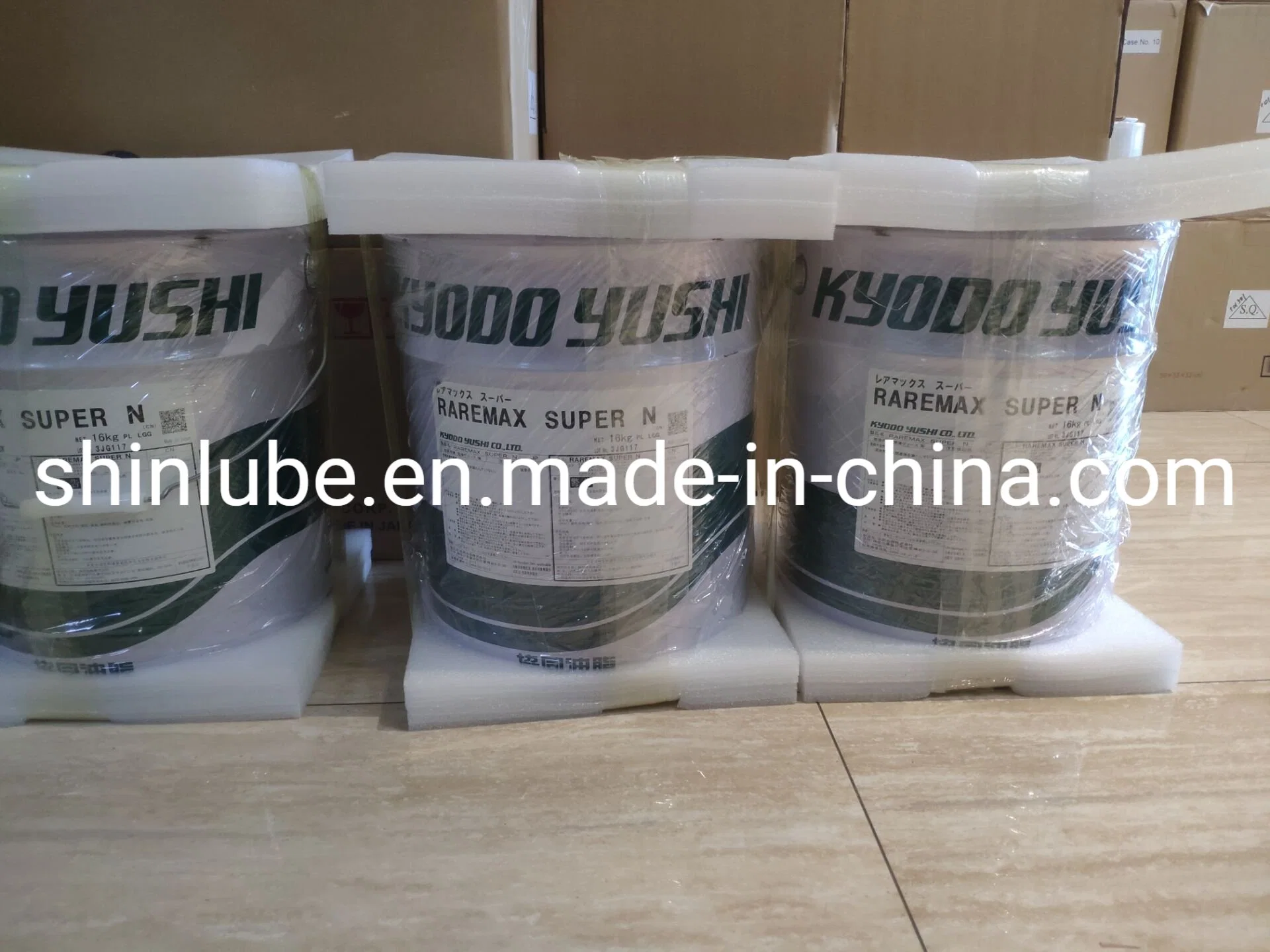 Kyodo Yushi extiende la vida de lubricación Raremax Super N 16 Kg Grasa