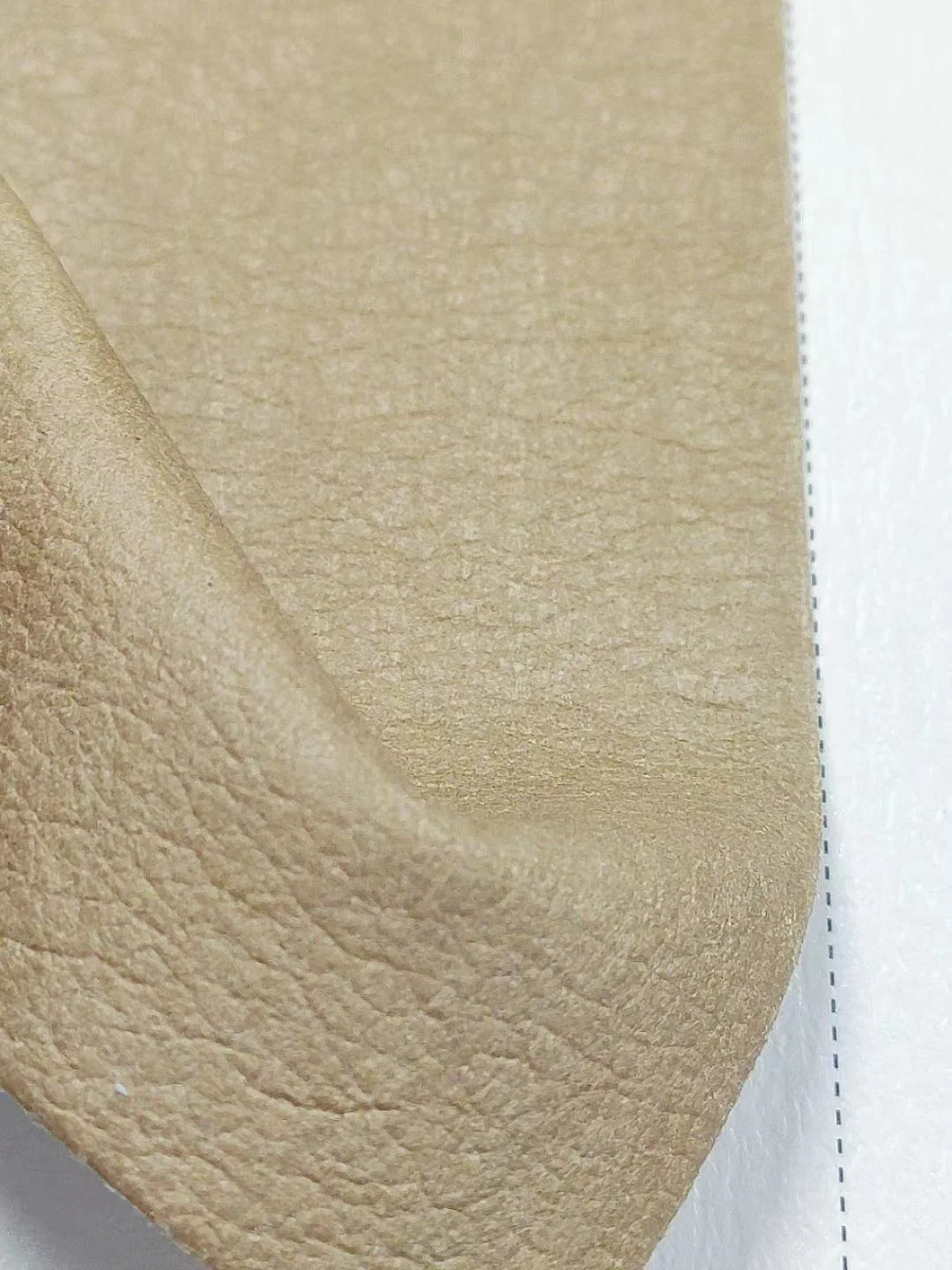 Uma verdadeira patente Handfeeling PU Fabric couro sintético forro respirável