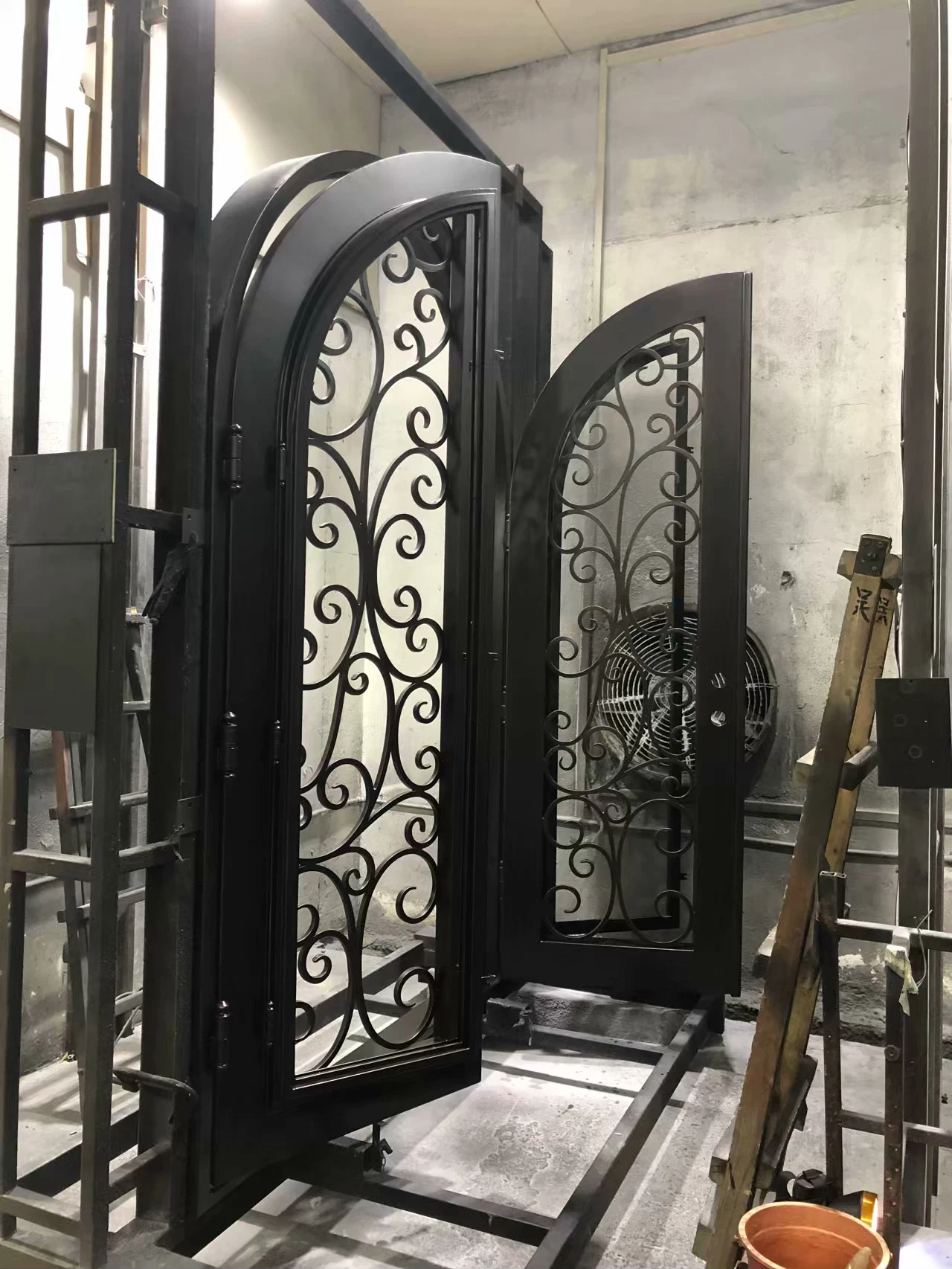 Antique Style Wrought Iron Security Door From China