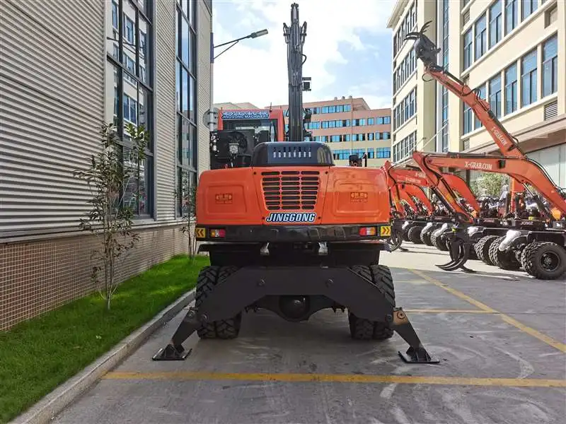 Pelle sur pneus pour pelle à raclage métallique Jinggong avec grumes forestières Chargeur à grappin