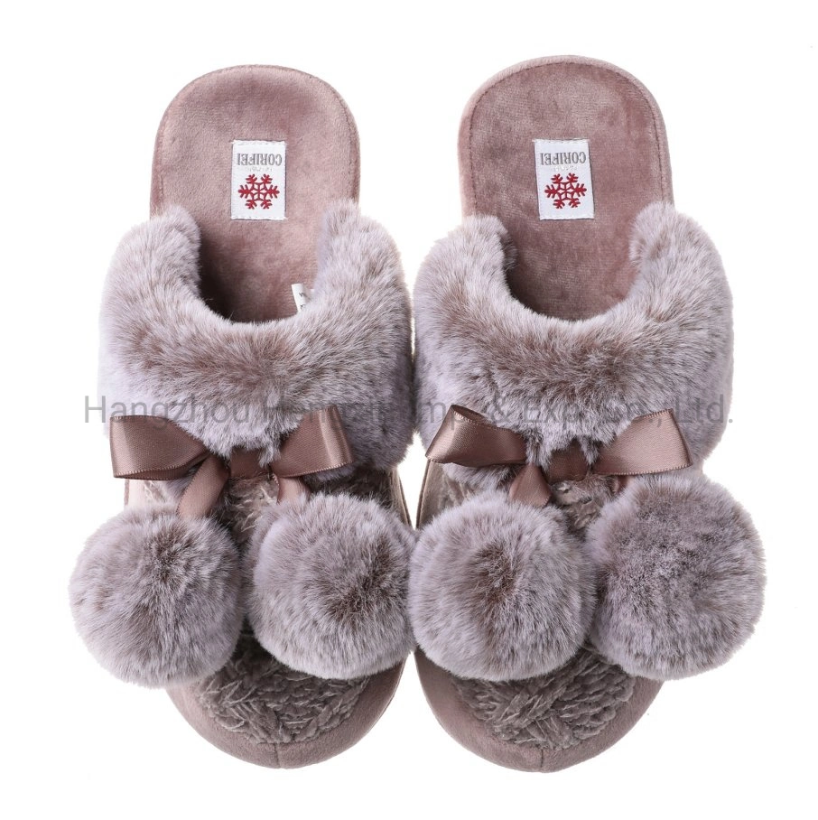 Grau Farbe Frau Plüsch Slipper New Design Mode Winter Slipper Bequemer Frauenschuh