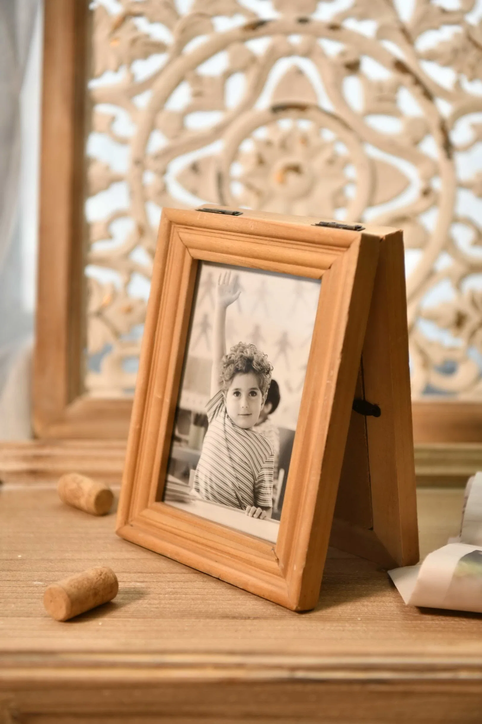 Double Side Wooden Frame Table Top Photo Frame