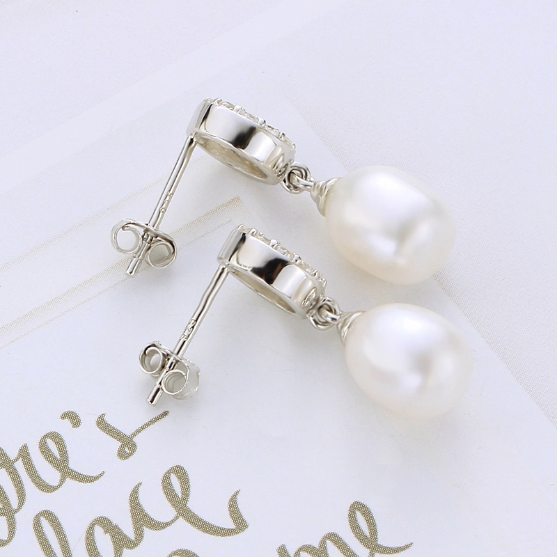 Charm Jewelry Women Long Drop Earring in Pearl Jewelry Wholesale/Supplier