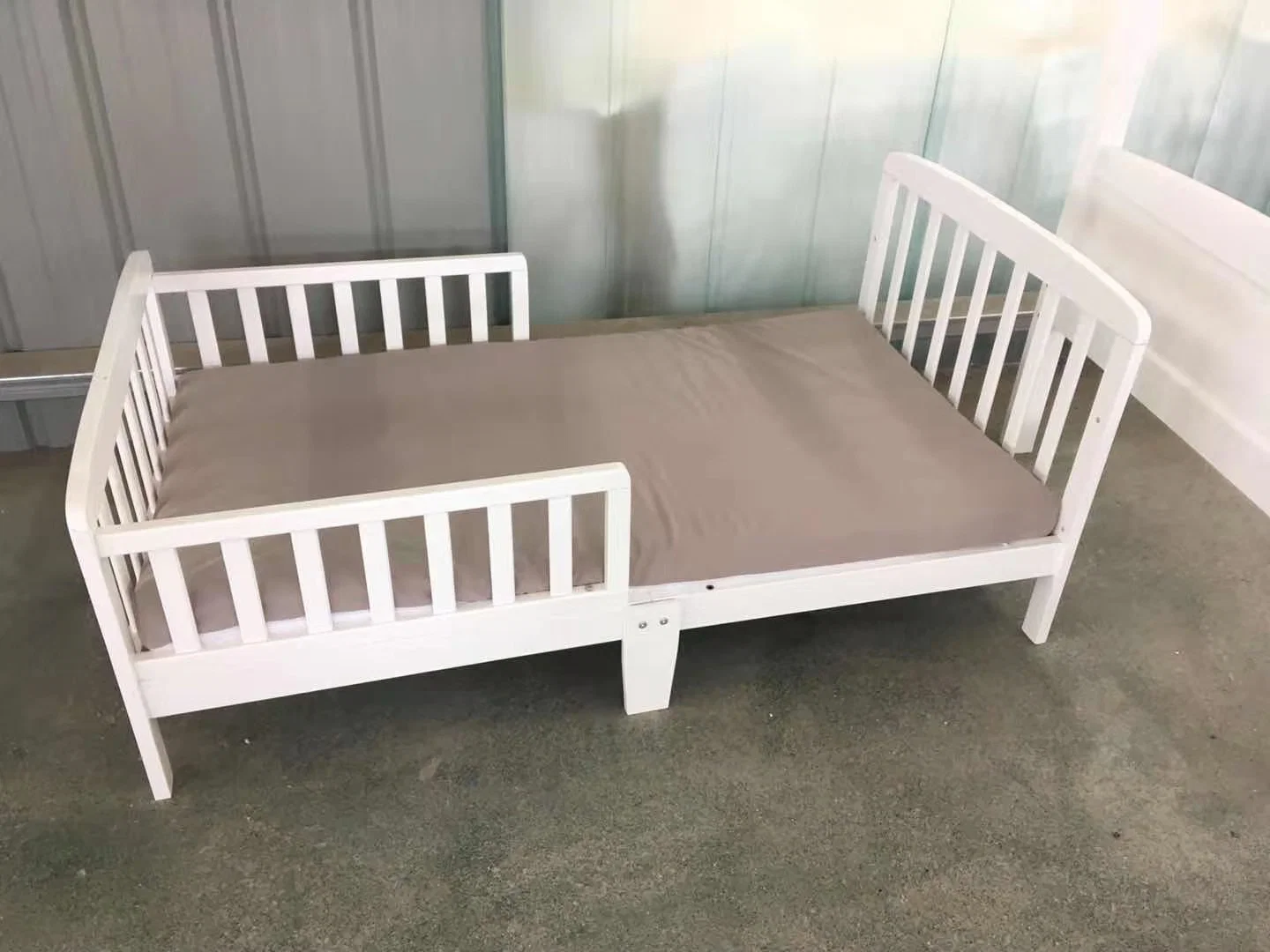 رقم 1302 سرير الأطفال من الخشب للأطفال سرير مفرد للأطفال