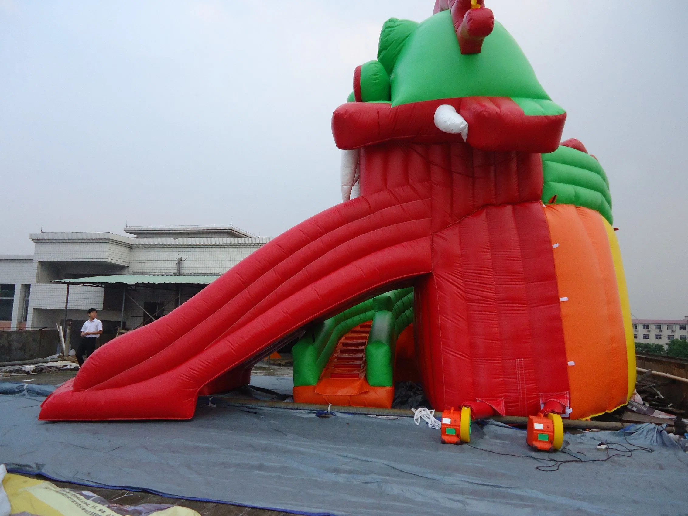 Hot Sell Floating Inflatable Dragon Water Park with Pool and Slide