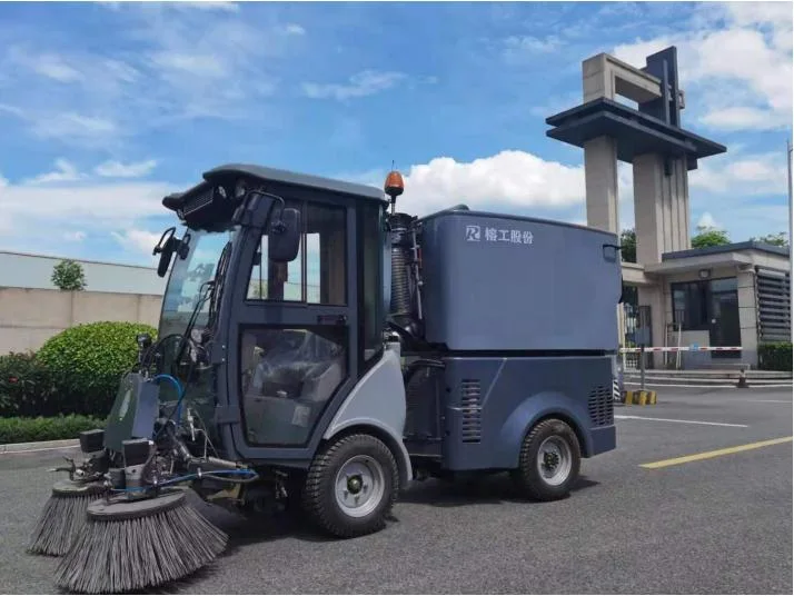 CE; ISO9001: 2008 New Grh Vacuum Truck for Leaves Vacuuming