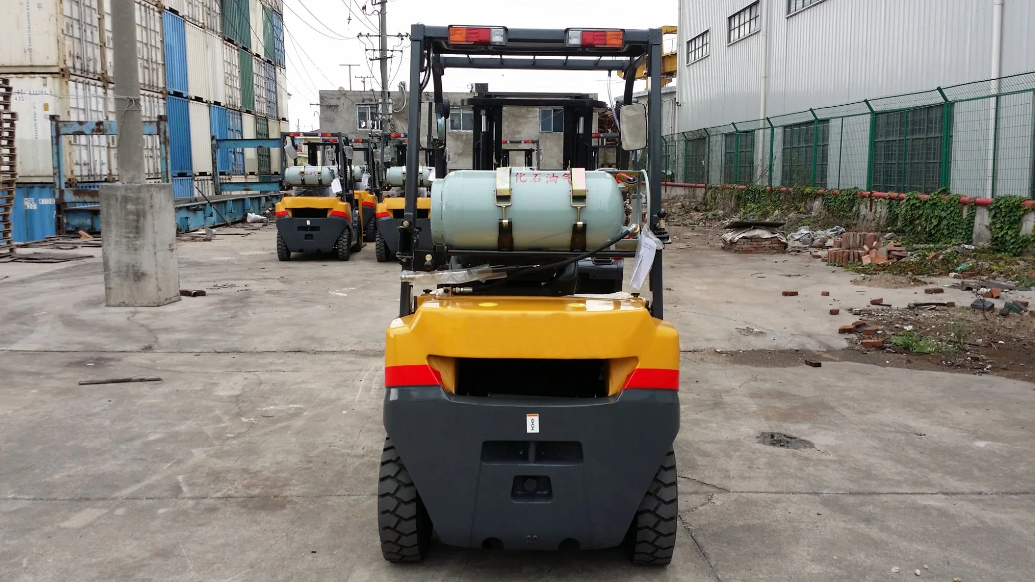 3.5ton Japanese Shimadzu Hydraulic Pump Gasoline Forklift (FG35T)