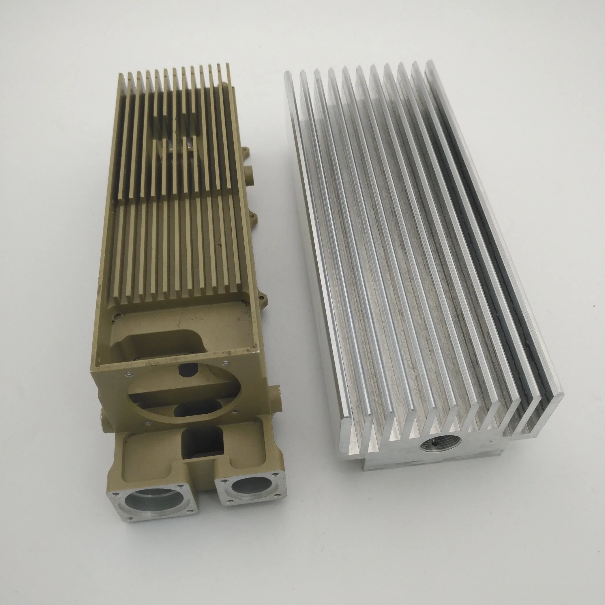 Personalizado CNC Mecanizado aleación aluminio radiador anodizado Extruir disipador de calor Piezas de mecanizado