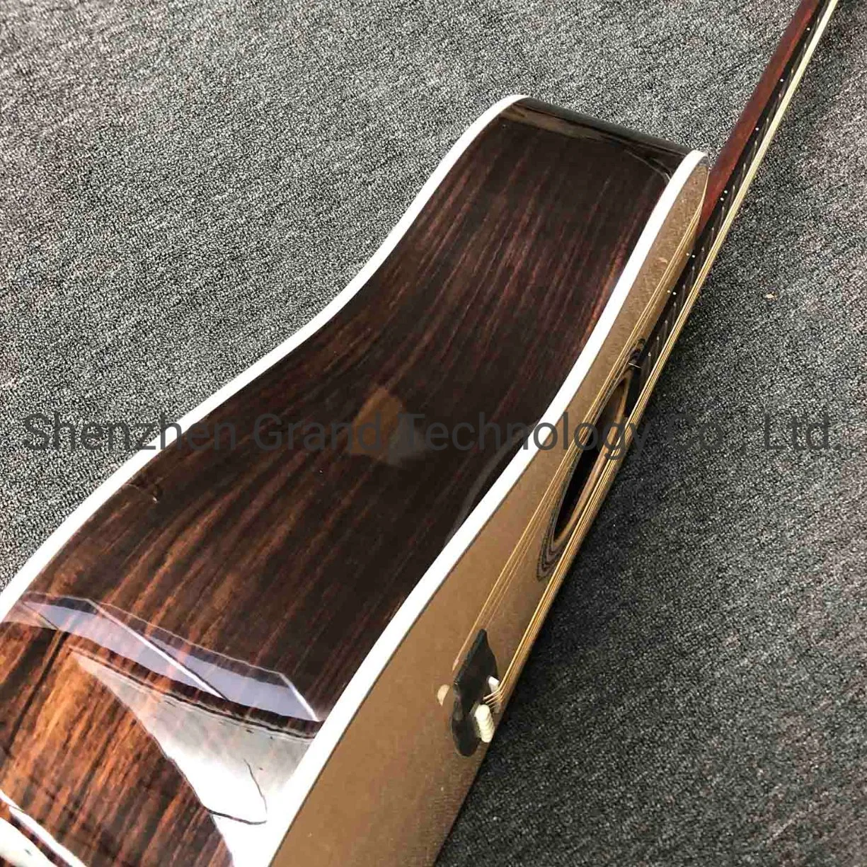 Custom 41 Inch aaaa toutes solides de l'épinette Guitare Folk classique en bois d Type 28s de la guitare acoustique