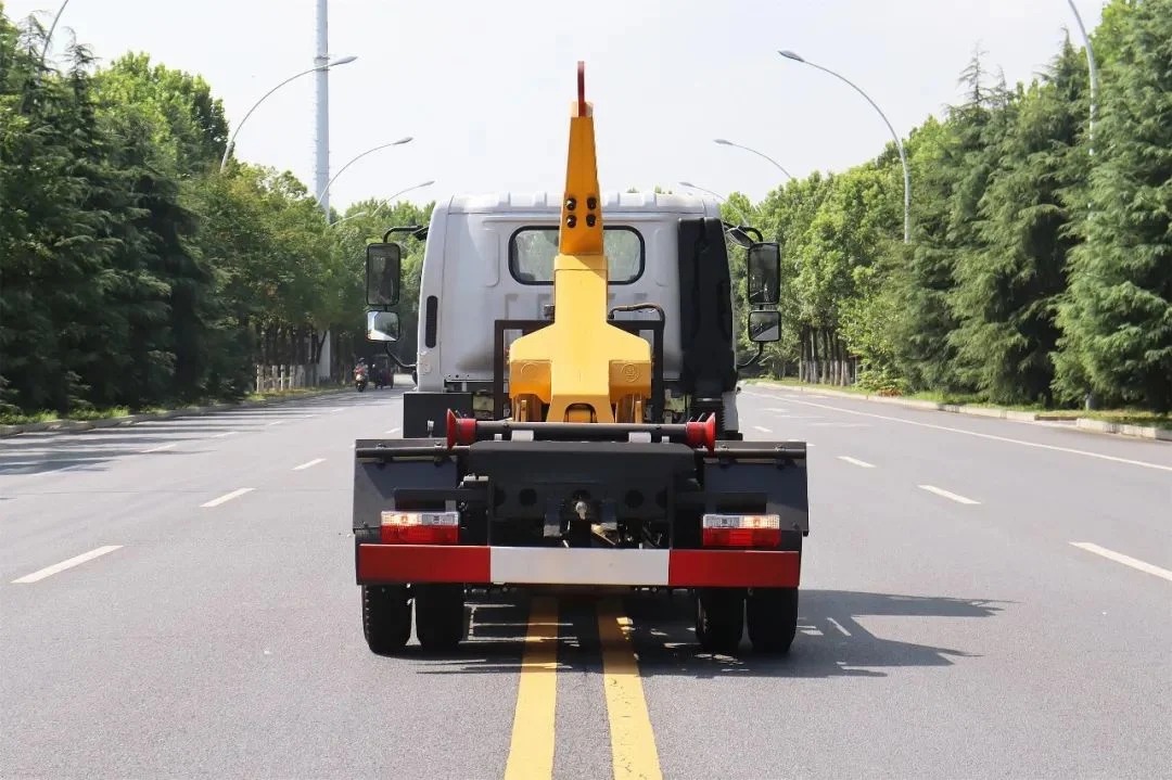 Preço barato novo Dongfeng D6 chassis gancho espaçoso precisão carregador Controlo integração sem costuras camião de recolha de lixo hidráulico com elevação por gancho para serviço pesado