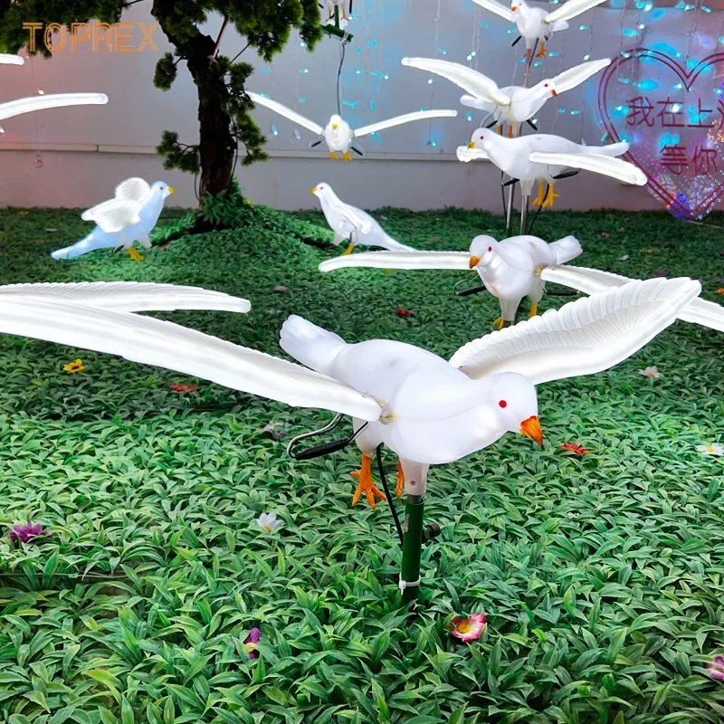 Décoration saisonnière novatrice dynamique des feux d'oiseaux en vol pour des vacances