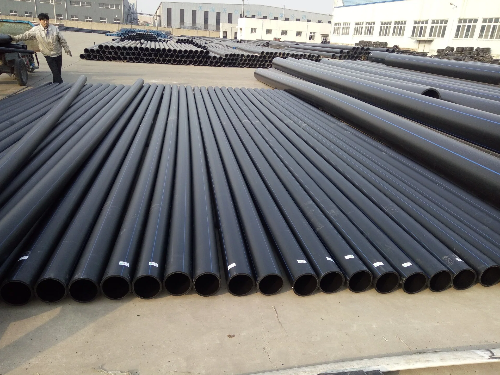 Professional Manufacturer Dredge Pipe/Sewage Pipe/Drain Pipe