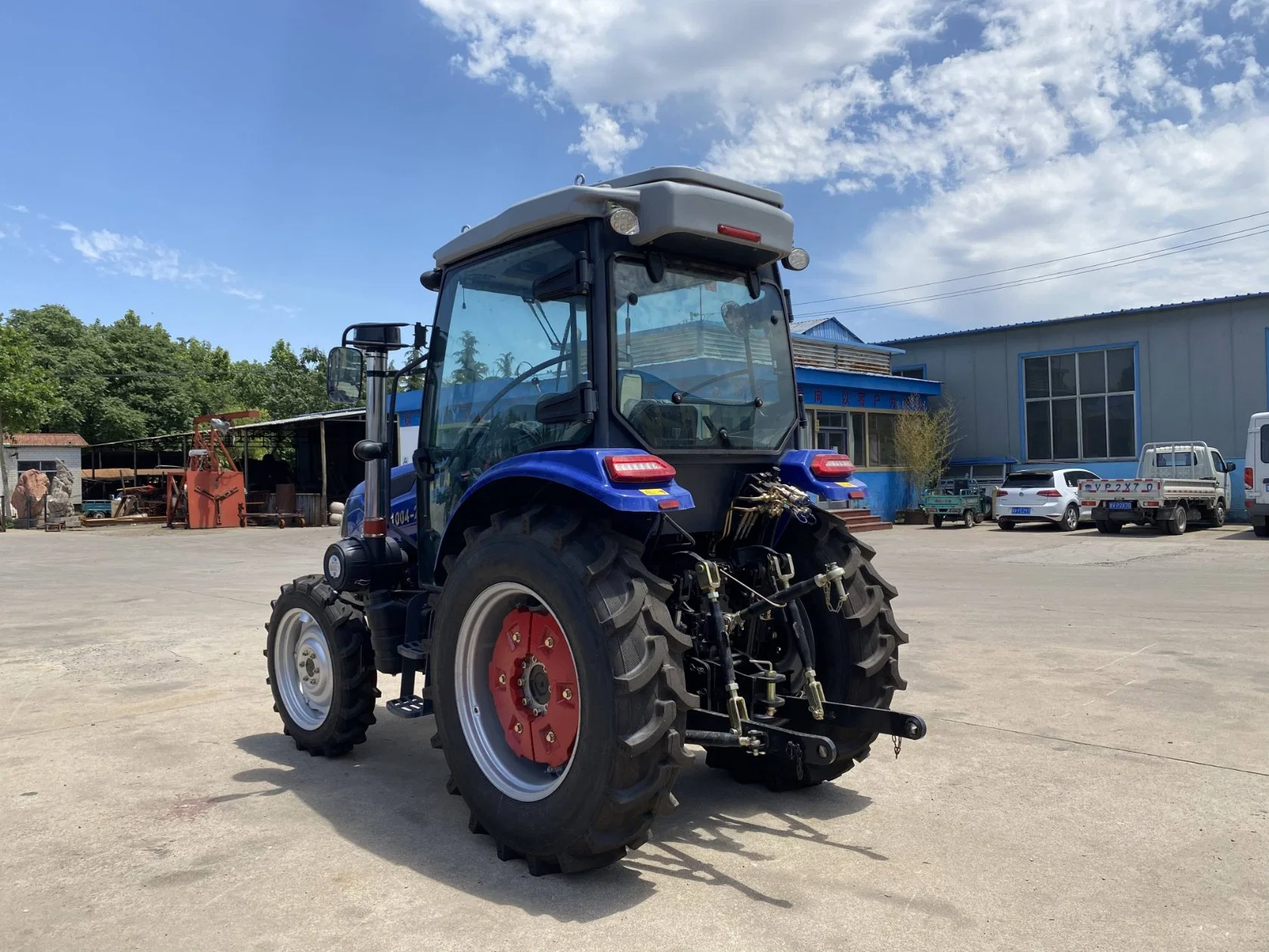 Taihong Th804 Th1004 80hp 90hp 100hp 4WD tractor agrícola con Retroexcavadora