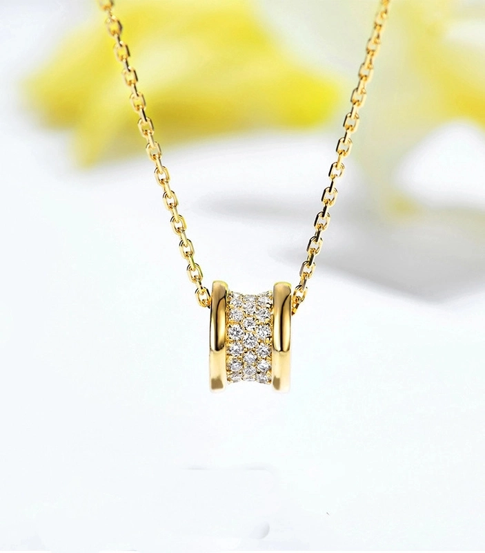 Buena suerte encanto Necklace 0.35CT en oro amarillo 18k · Sólida