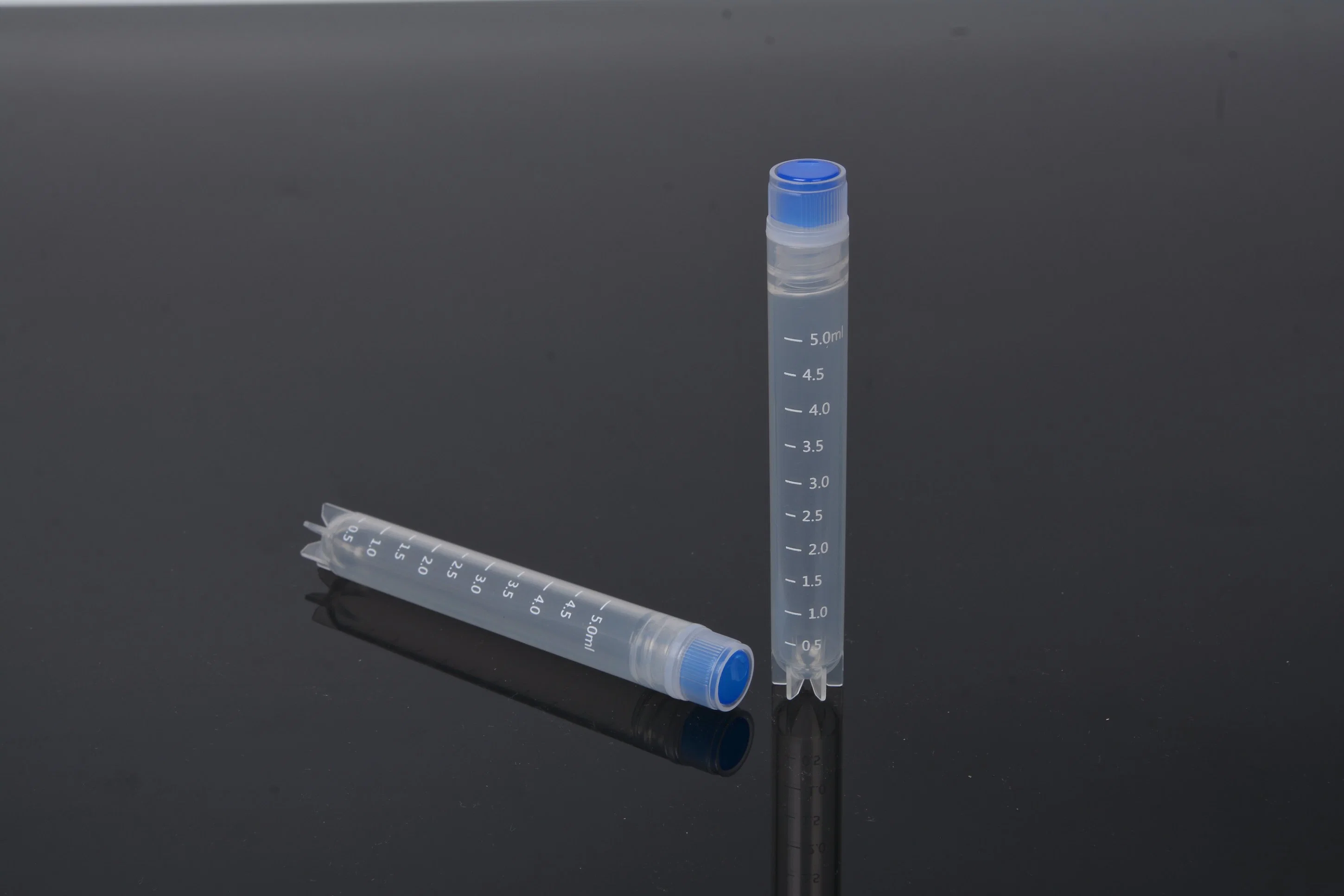 PP sin reciclar φ 20× 58mm virus de tubo medio de transporte viral Recogida Cryotube desechable