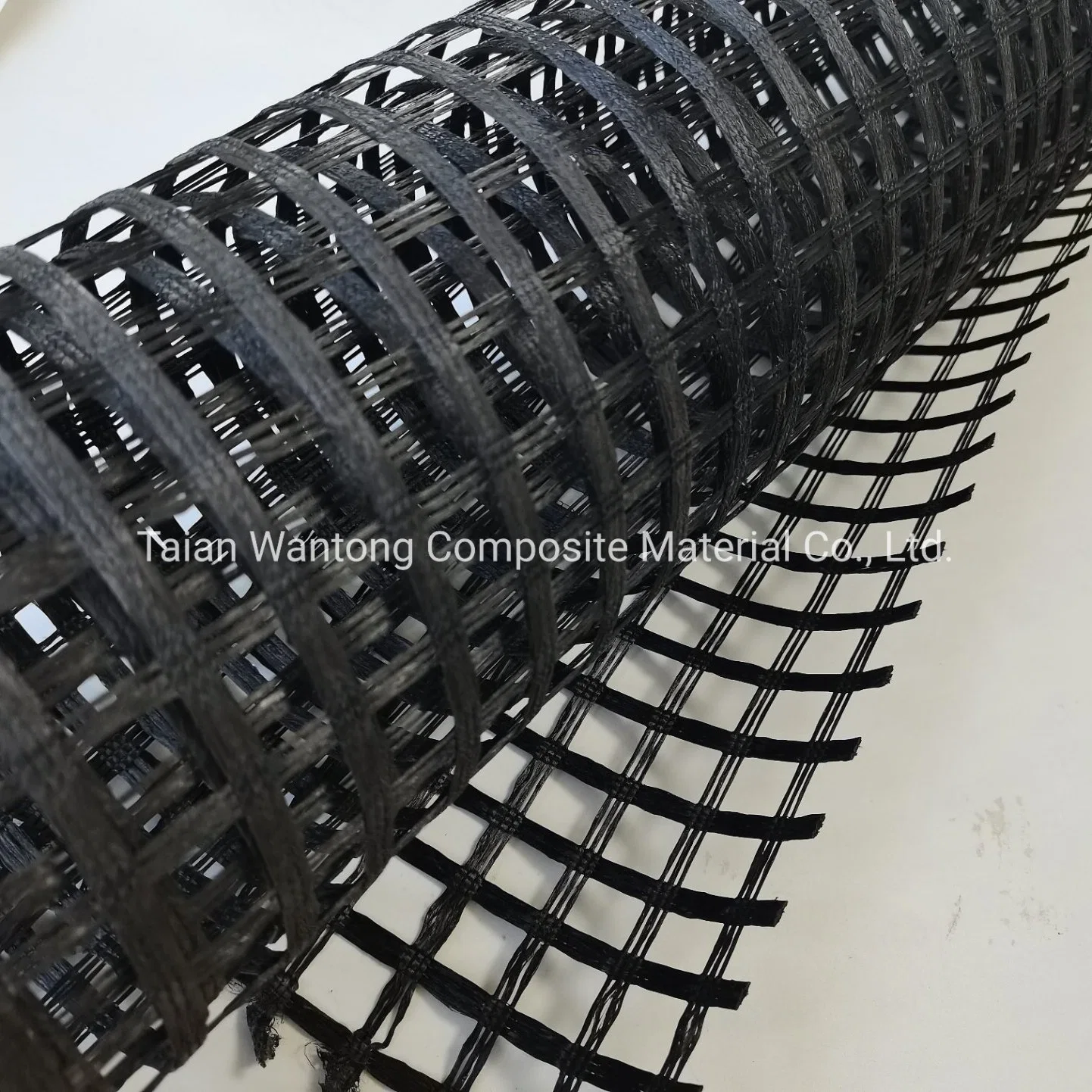 High quality/High cost performance  Biaxial Polyester Geogrid 150kn Warp Knitted Reinforcement Geogrid Fabric