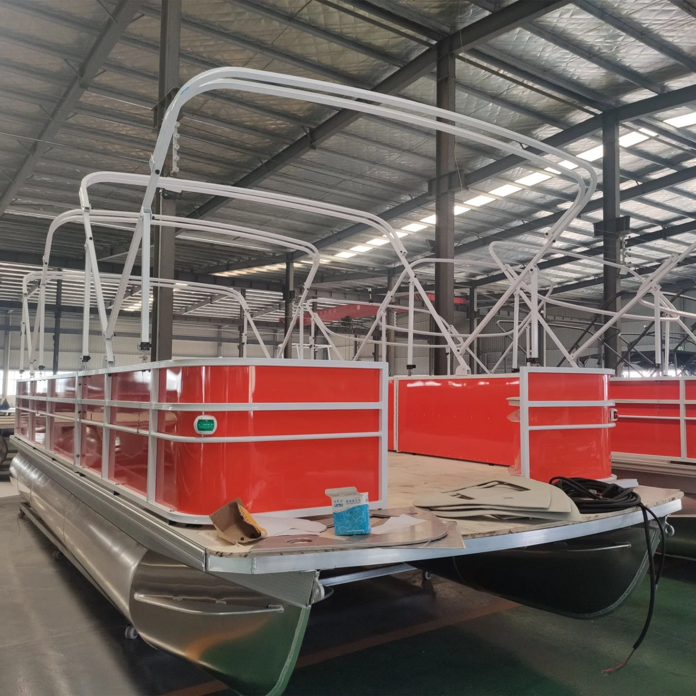 New Design 25FT 7.6m Full Welded High quality/High cost performance  Offshore Water Recreation Aluminium Pontoon Boat with Hydraulic Steering