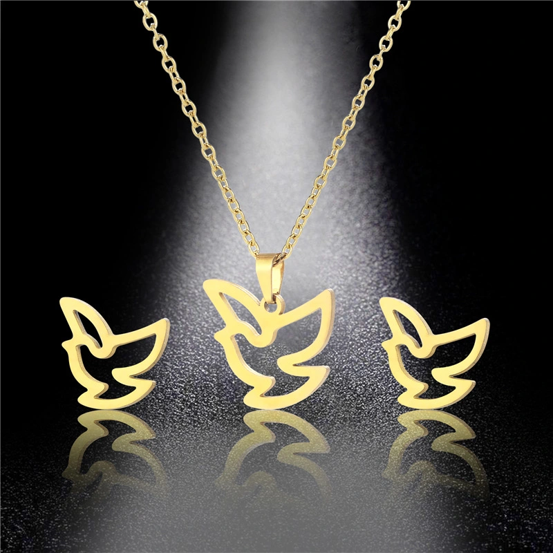 Manufacturer Custom Jewelry Waterproof High Quality Stainless Steel Jewellery Set Wholesale Non Fade 18K Gold Plated Jewelry Set