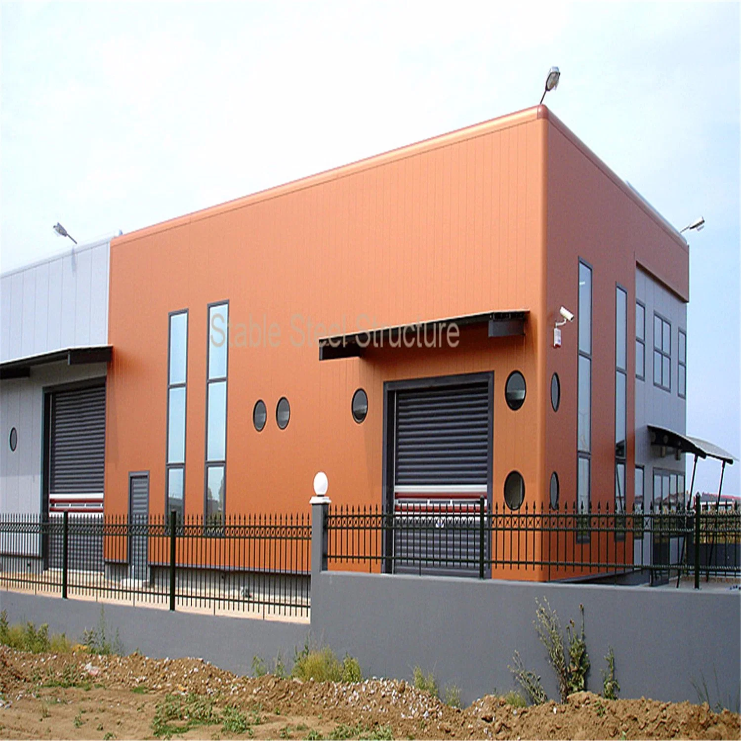 Modern Commercial Prefabricated Steel Structure Prefab Workshop Building Construction with Large Space