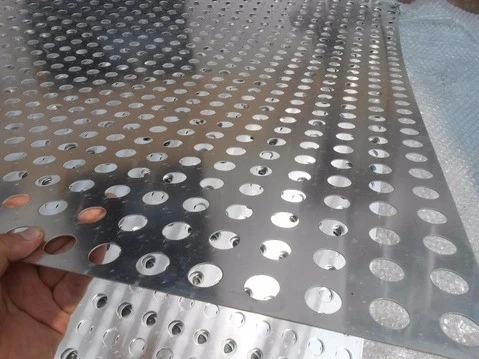 A304 Stainless Steel Perforated Metal Sheet for Decoration (XM-703)