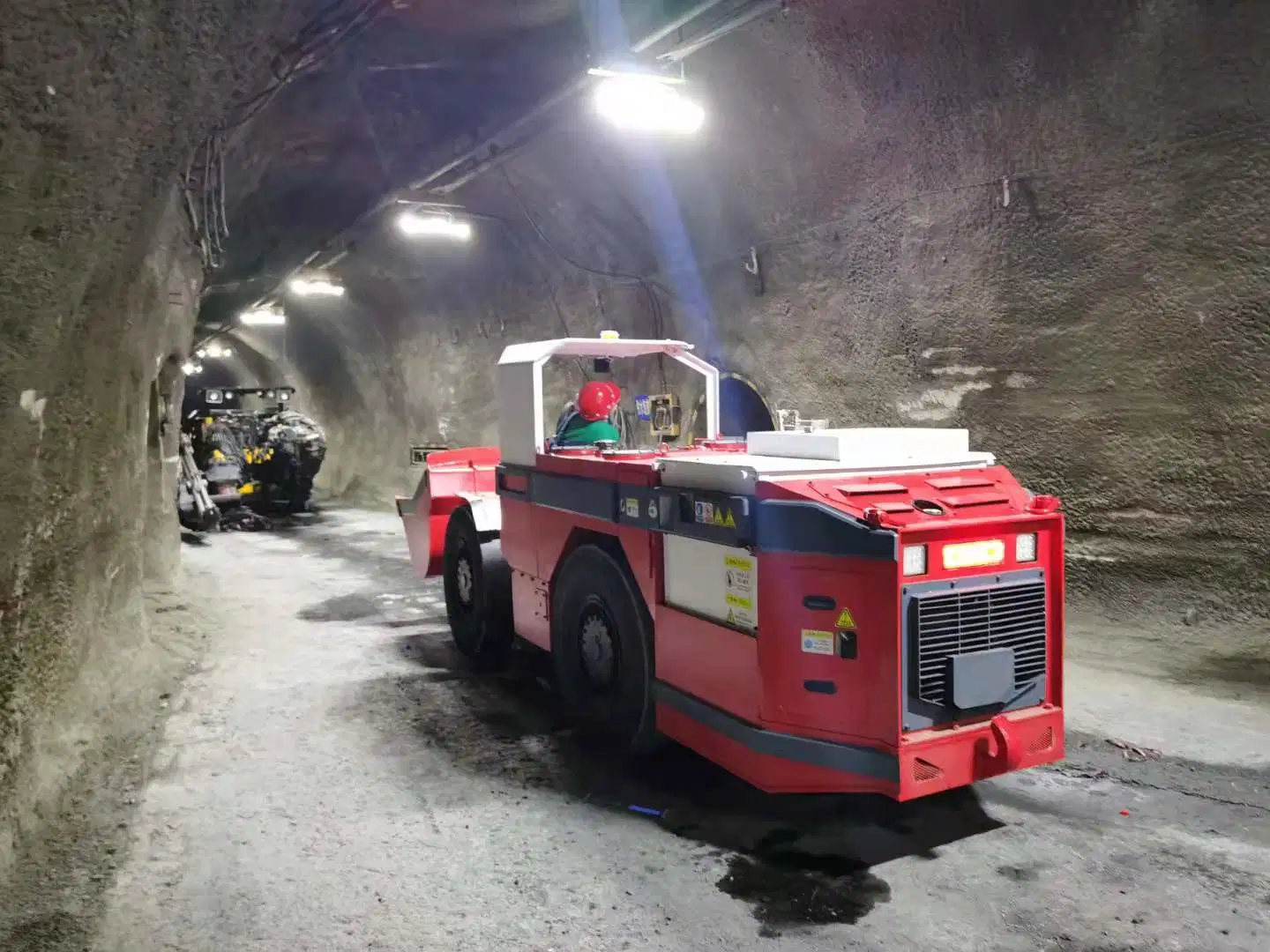 SL02 Battery 2ton 3ton Battery Driven Wheel Underground Mining Loader Underground LHD