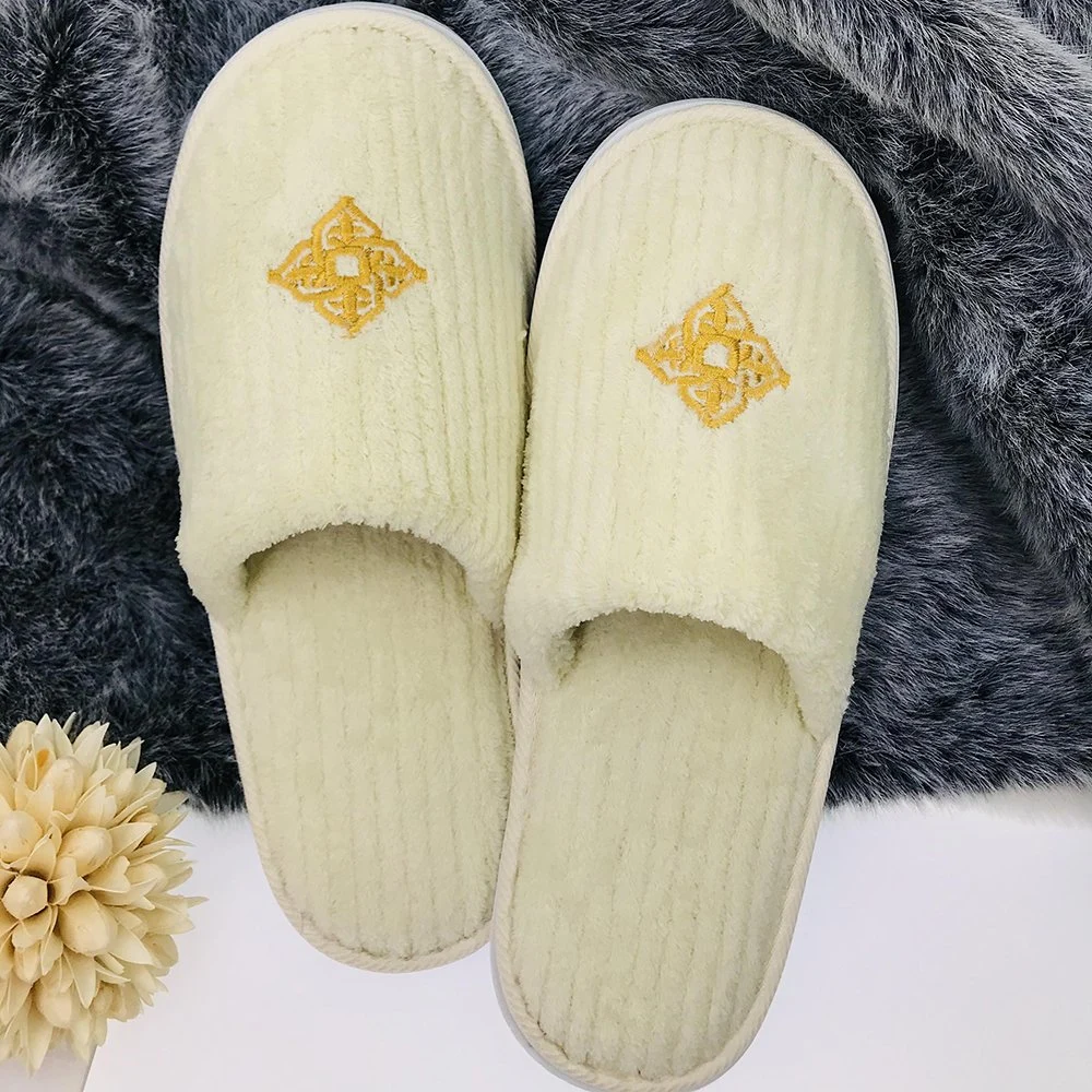 OEM Personalized Luxury SPA Hotel Travel Indoor Guest Disposable Terry Slippers