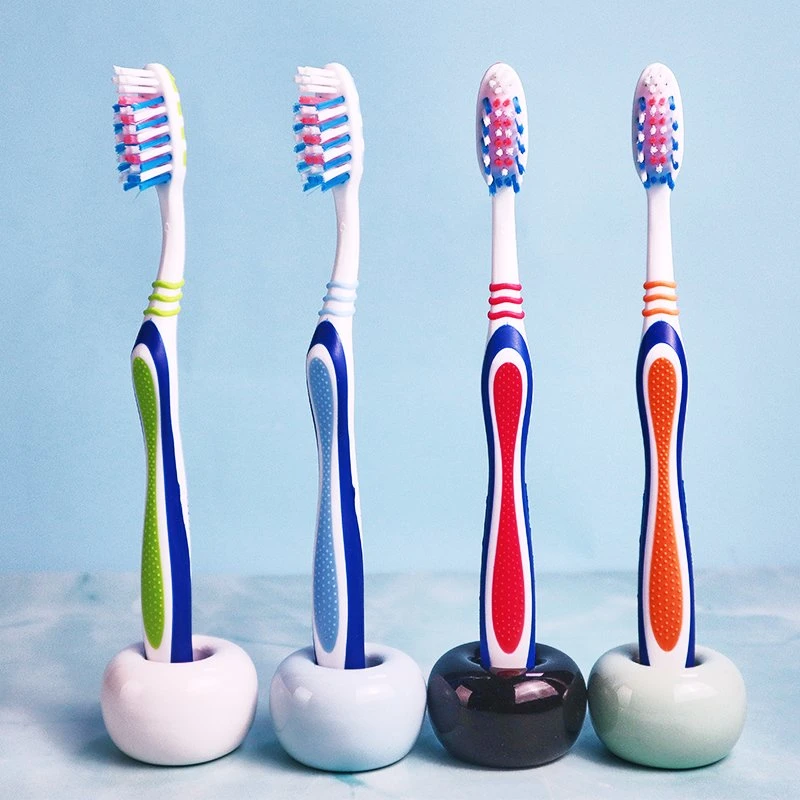 Haut de la qualité de brosse à dents à poils d'Action Transversale adulte prime l'utilisation domestique de brosse à dents de voyage