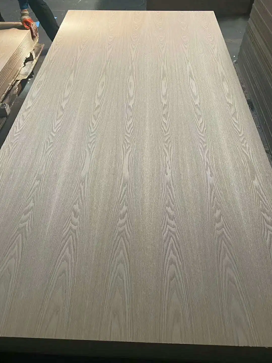 16mm/18mm Embossed Melamine White Pure Plywood Board for Africa Furniture