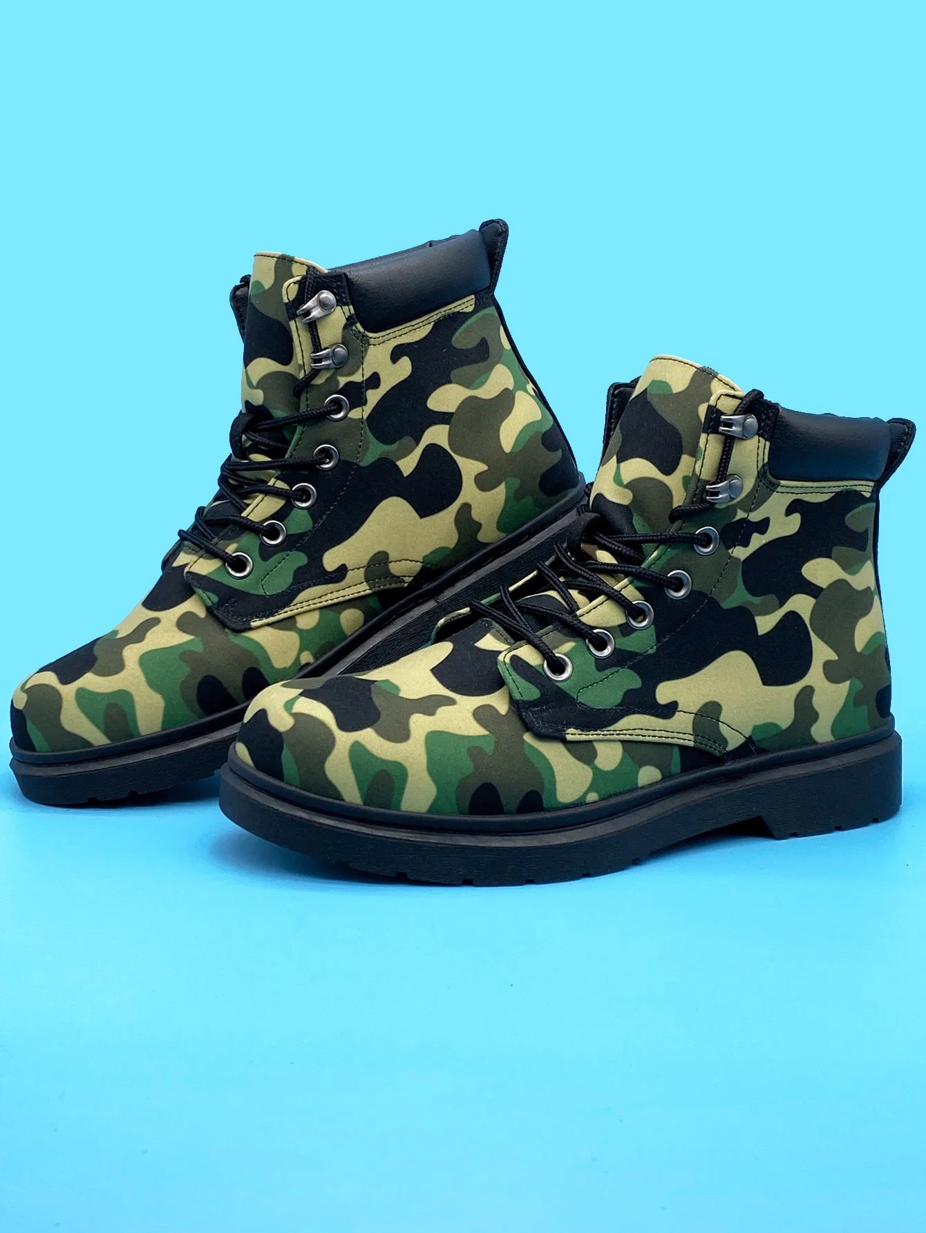 Camouflage Pattern Custom Shoes Men Boots Outdoor Hiking Boots