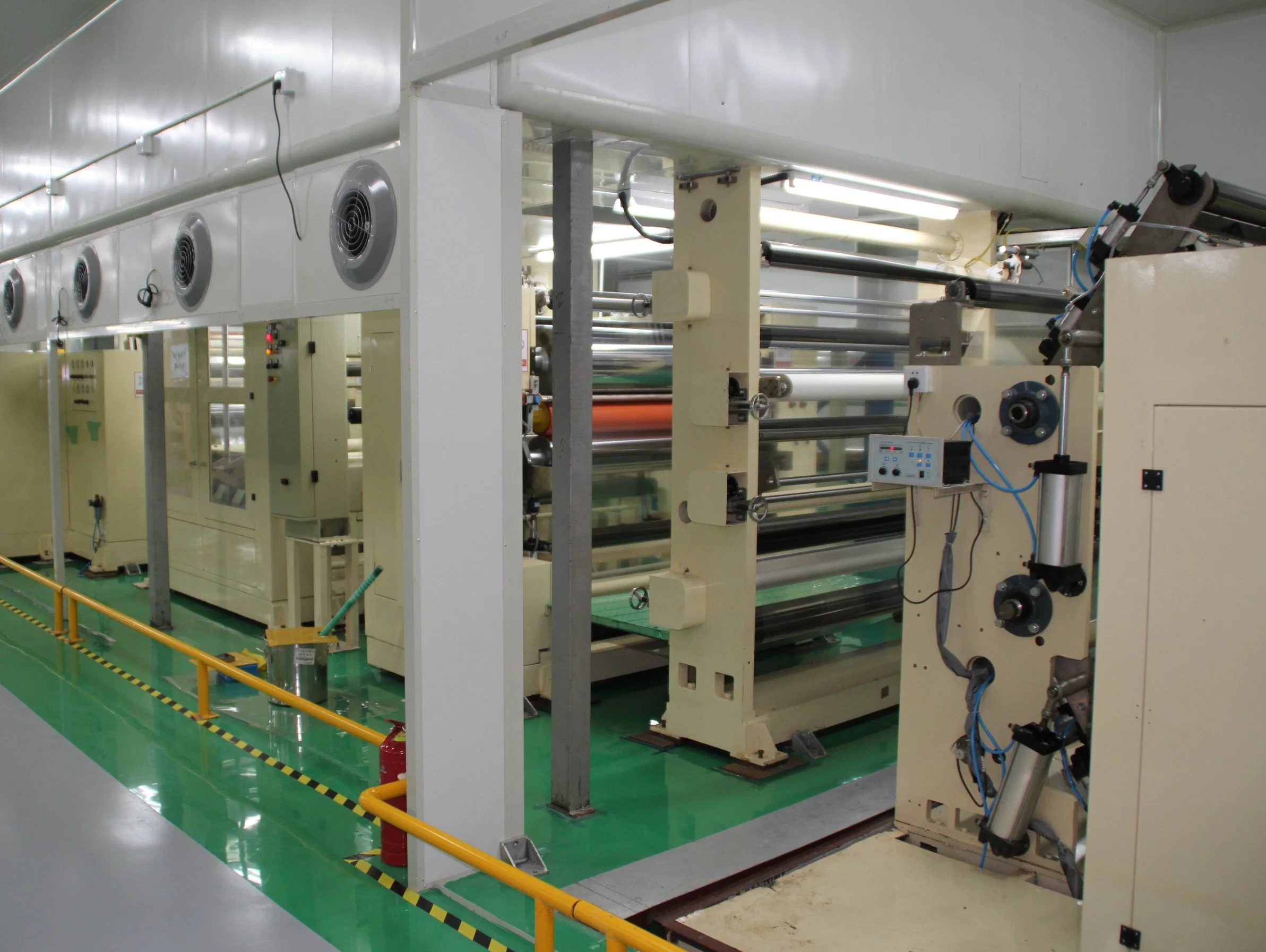 600mm máquina de revestimiento de cinta adhesiva ópticamente transparente (OCA)