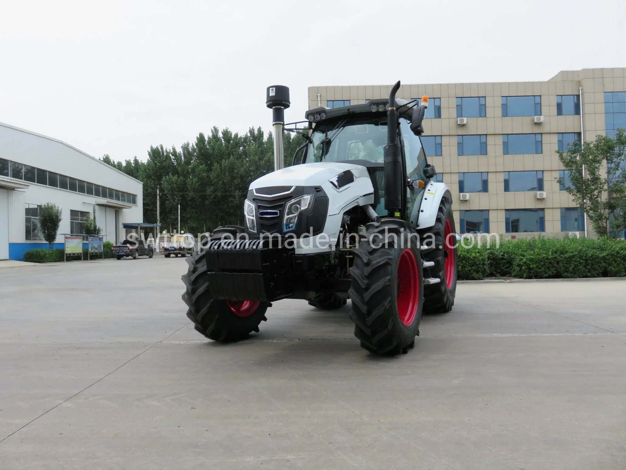 Finca certificada Tractro 180HP 200CV 4WD de la rueda de tractor agrícola