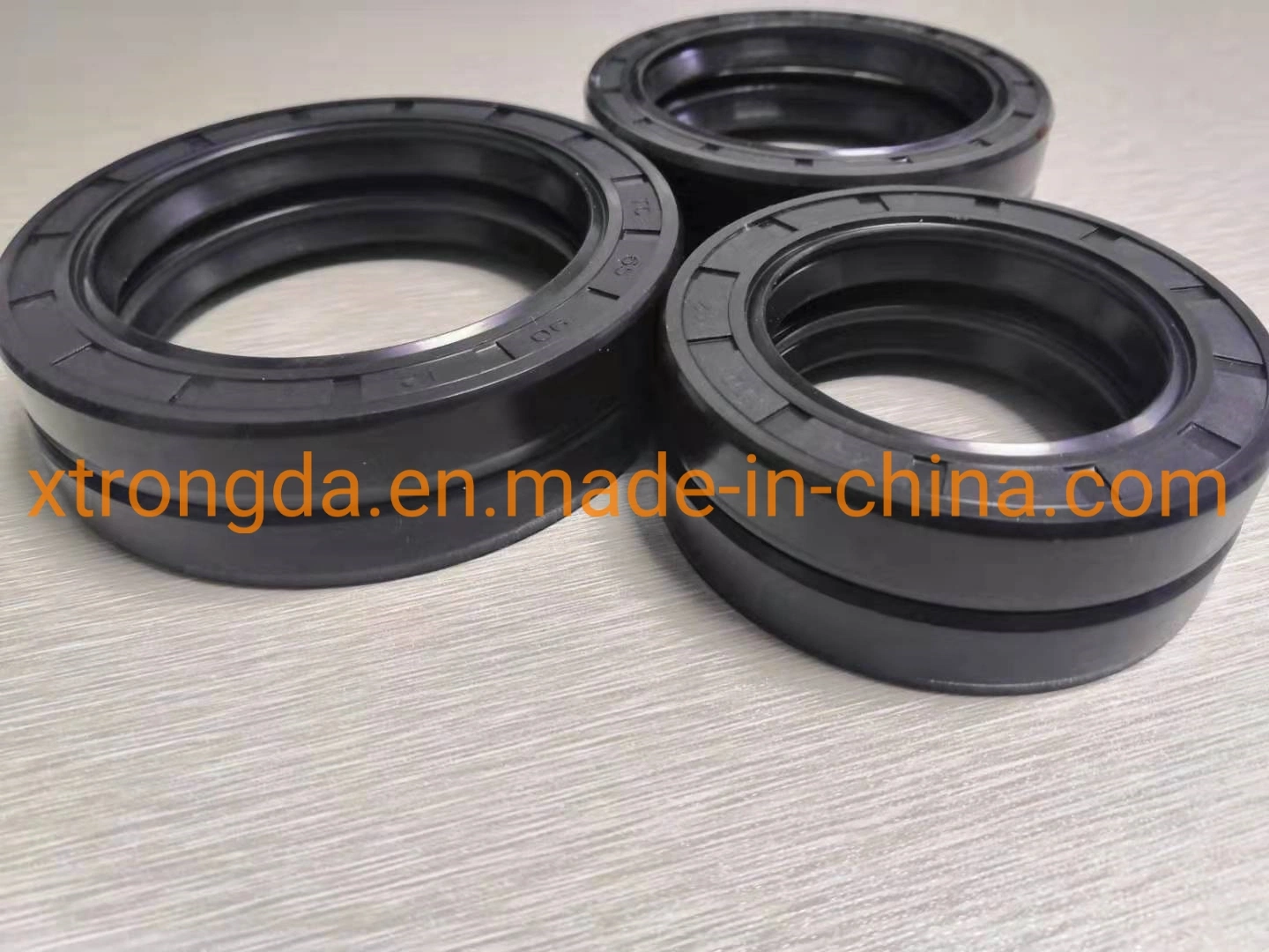 HTC Tcy Tc/Tb/Ta/Oil Seal Skeleton Rubber Oil Seal with NBR FKM Thread Automotive Part