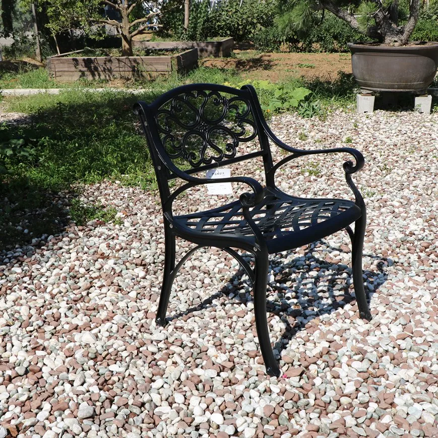 Outdoor Furniture Metal Table and Chairs Country Furniture