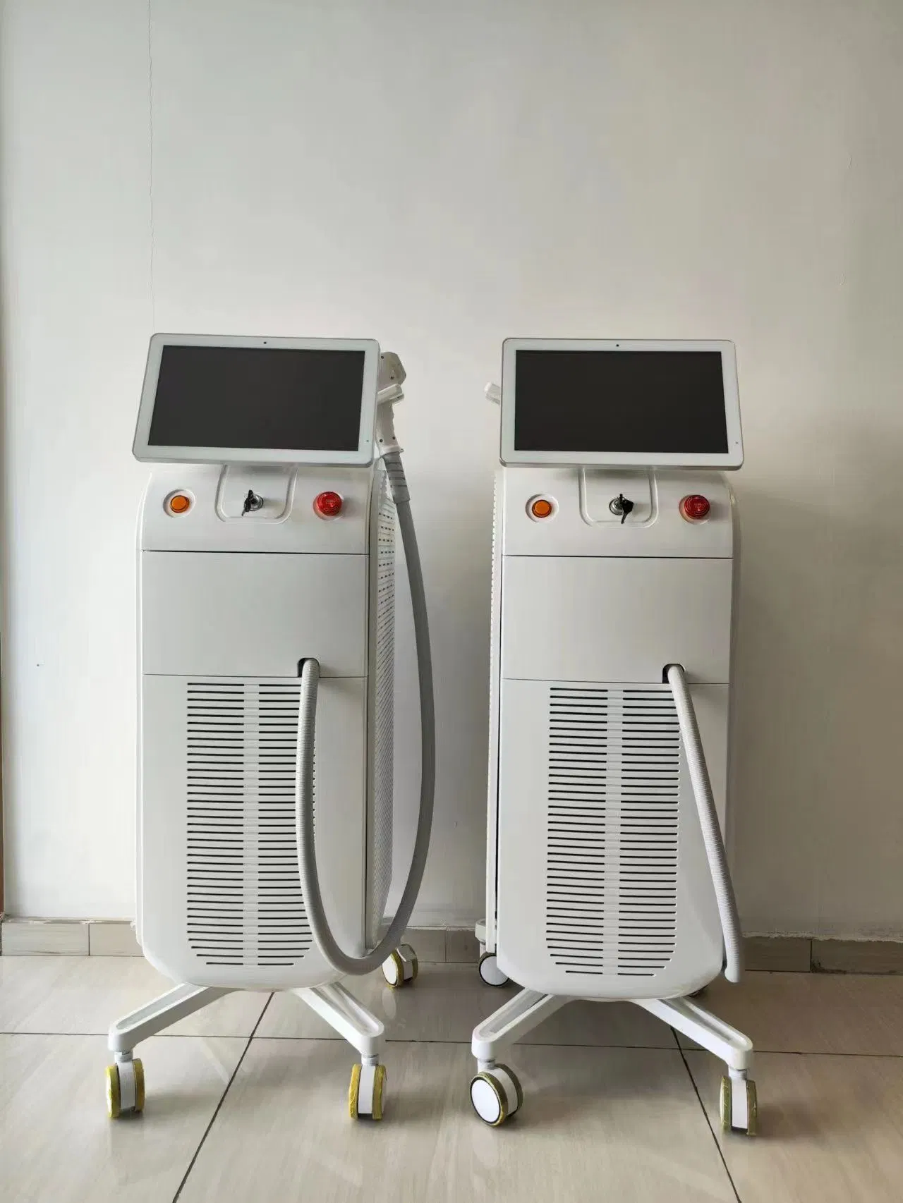 Salon Hospital Diode Laser Hair Removal Equipment with Two Handles