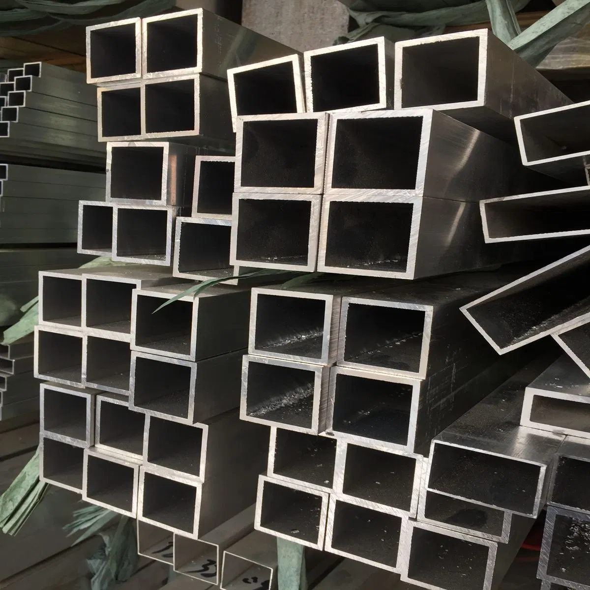 Factory Direct Supplier Low Price Aluminium Square Rectangular Tubing Tube Pipe