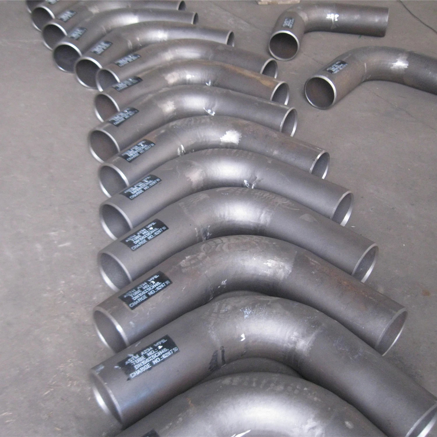 ASME B16.9 A234 Sch 40 Std 90 Degree Long Butt Welded Carbon Steel Pipe Fittings Bend Seamless Elbows