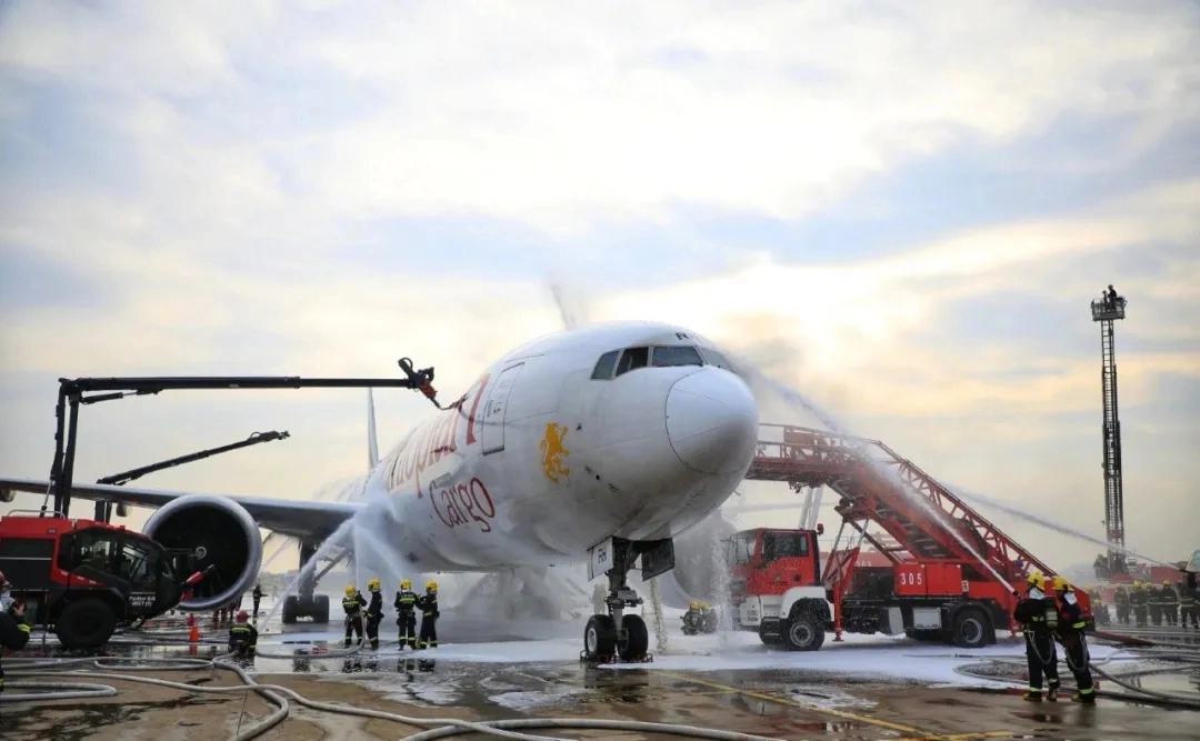 Agente de Transporte Aéreo Internacional, a partir de Xining (XNN) , Chengdu (CTU) , Kunming (KMG) en China a la Ciudad de México (MEX) en el Mexicano