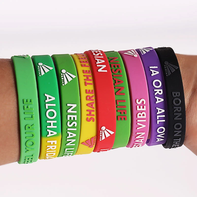 Impreso de alta calidad de PVC colorido Brazalete LED de Bluetooth bloqueo de deslizamiento Guárdala Logotipo personalizado resistente al agua caliente de Venta de pulsera de silicona para la venta