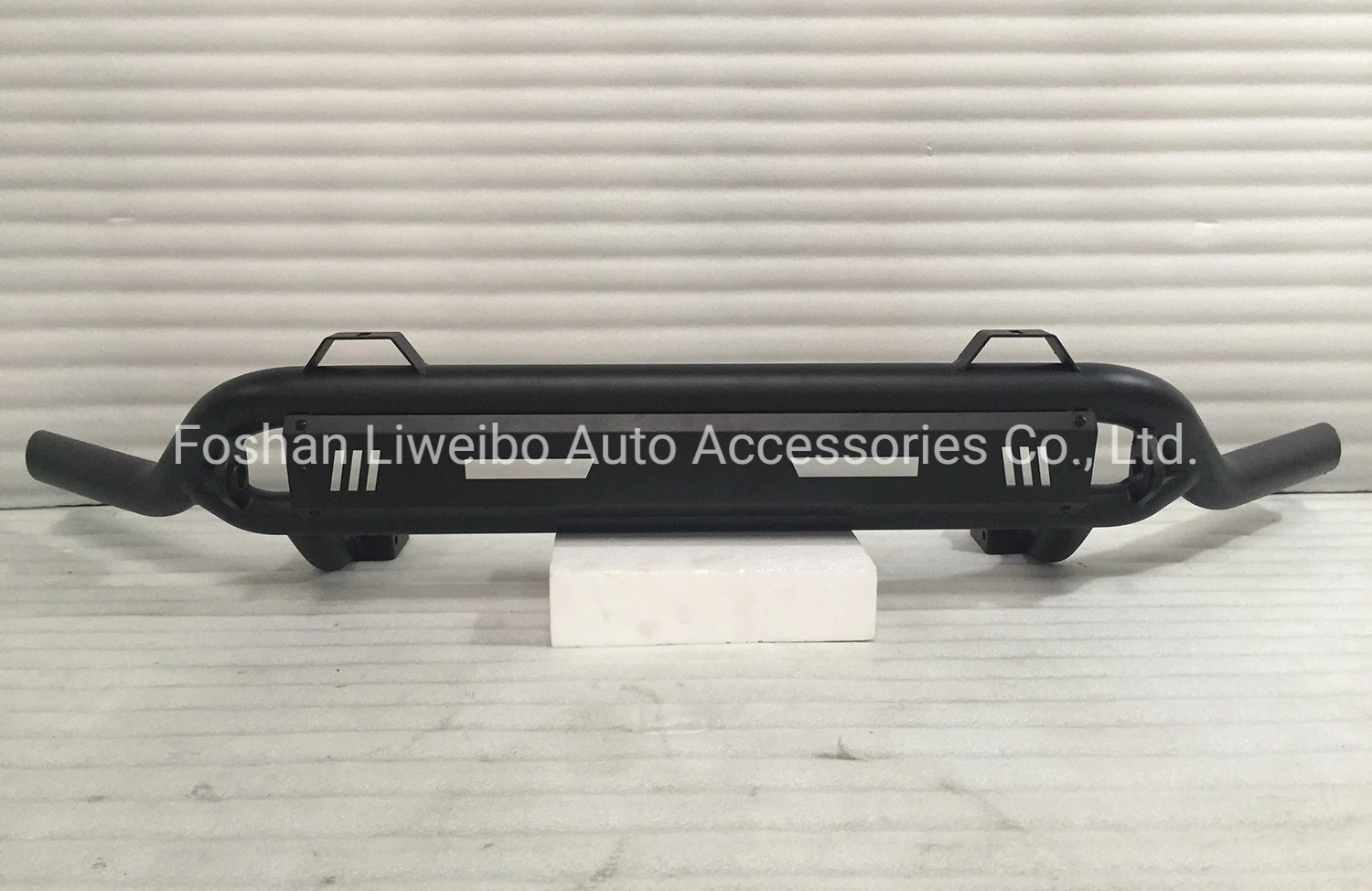 Textura ligera Frontal de acero de hierro negro Bull Bar para Mitsubishi Triton