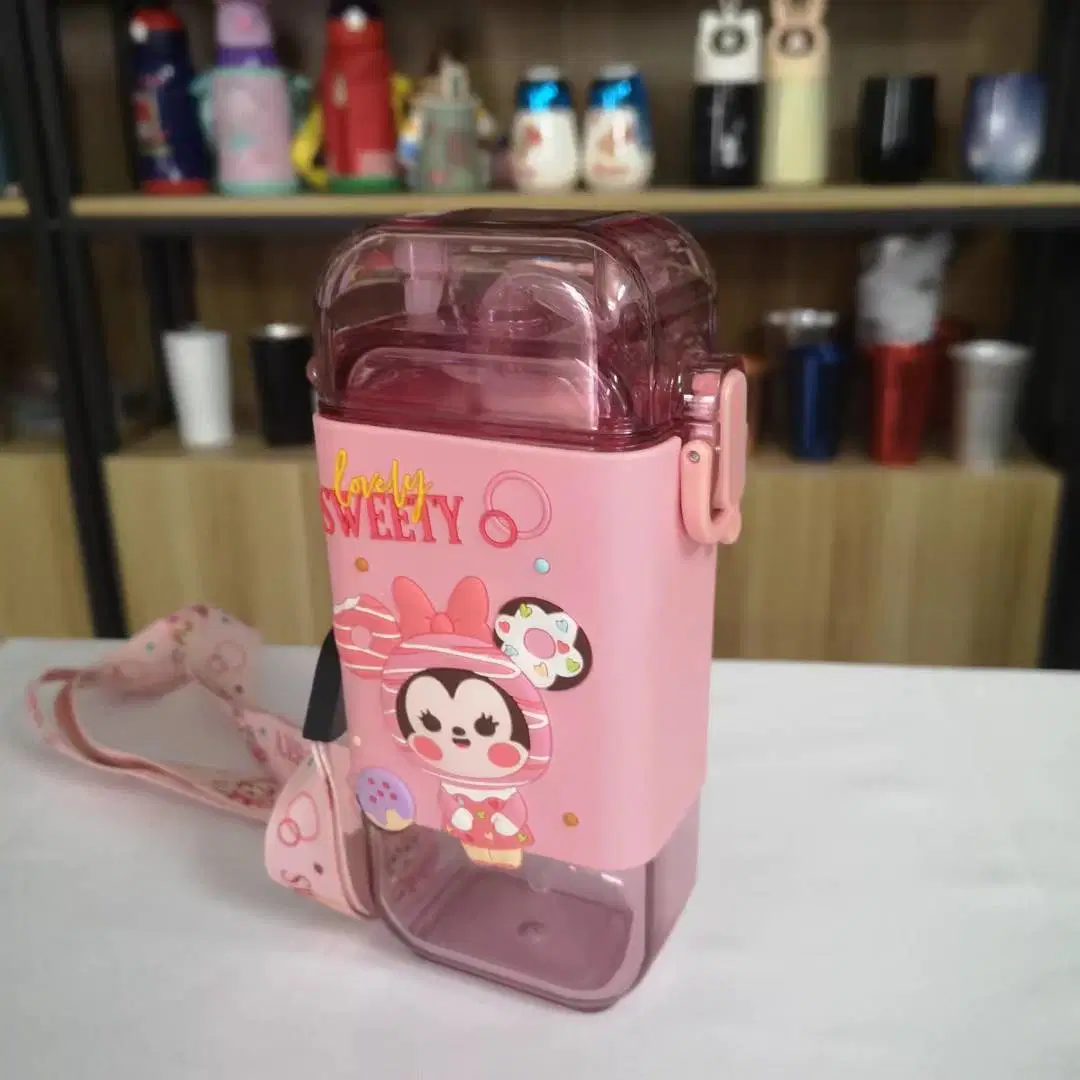 Горячая продажа творческий дизайн Leak-Proof BPA бесплатный детский пластиковую бутылку воды с помощью проводов колпака соломы