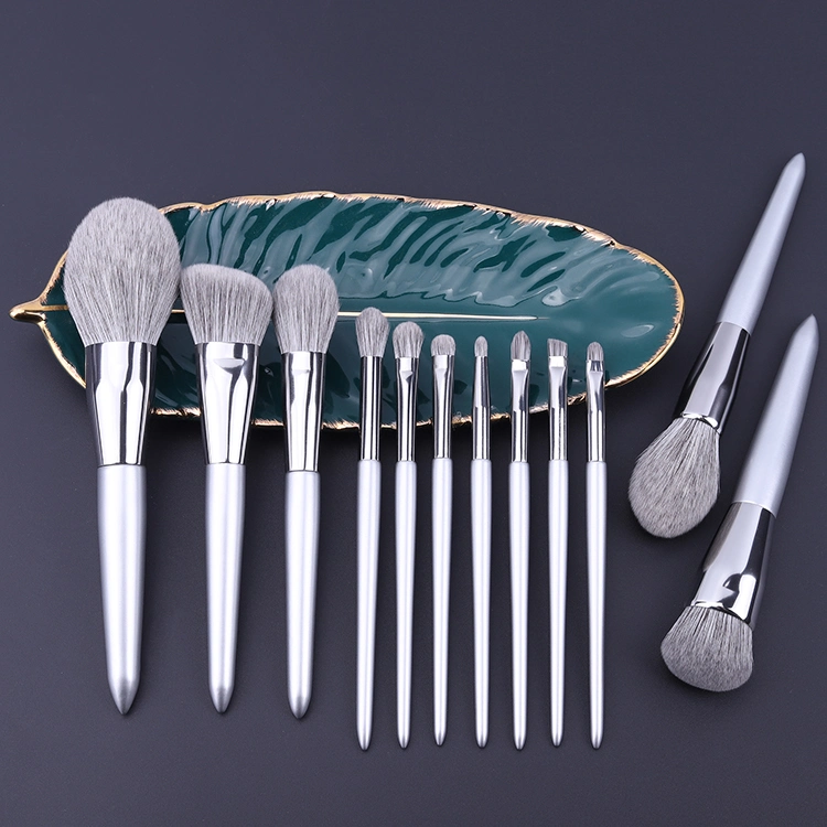 Natural Hair Makeup Brushes Silver 12PCS Makeup Brush Set Customized Logo on Ferrule