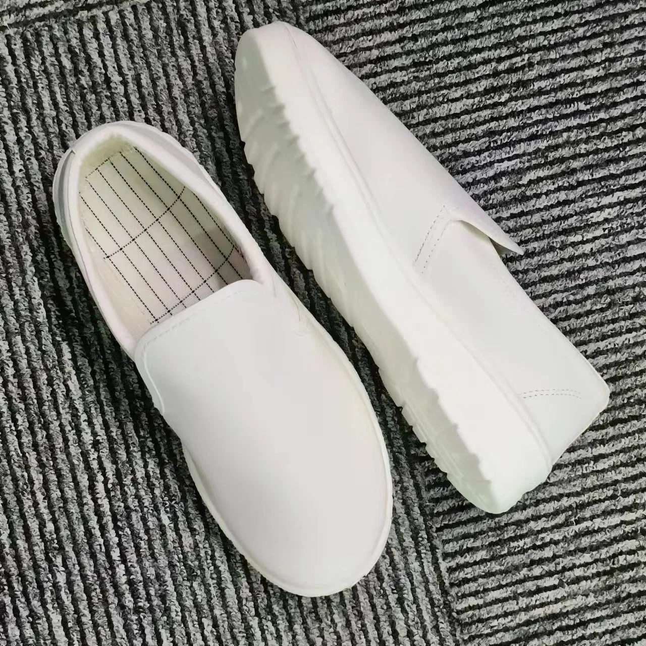 Bestselling ESD PVC Leather Upper, PU Soft Sole, Slip-on Anti Static Shoes