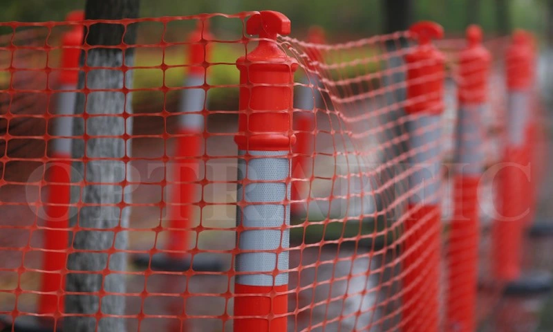 Anti-UV Portable Protective Temporary Barricade Safety Orange Poultry Fence