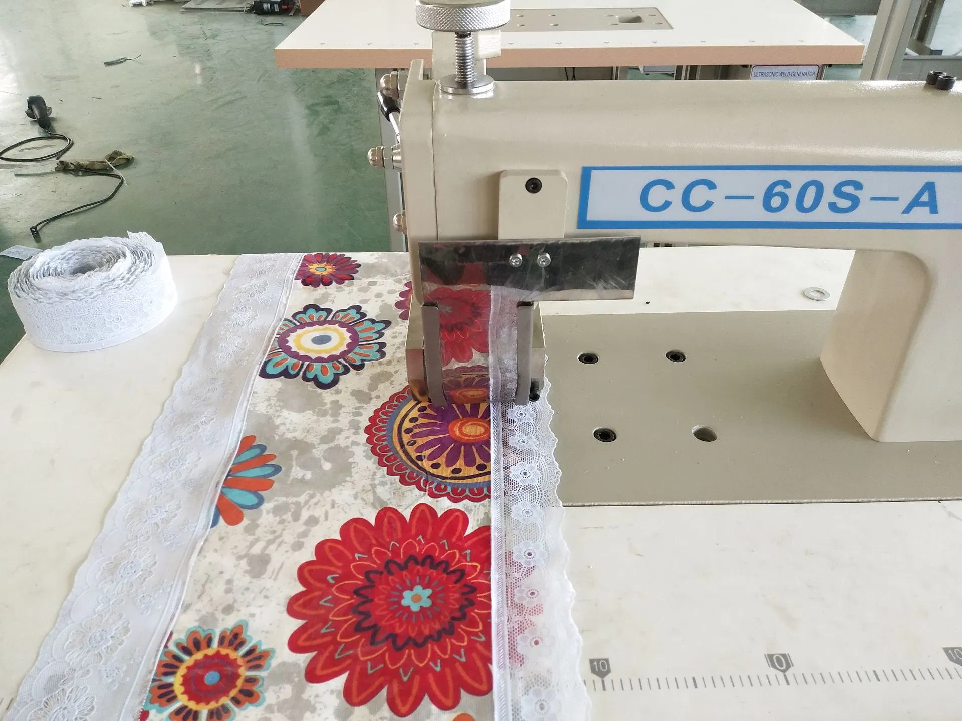 European Quality Ultrasonic Lace Sewing Trimming Cutting Bonding Machine