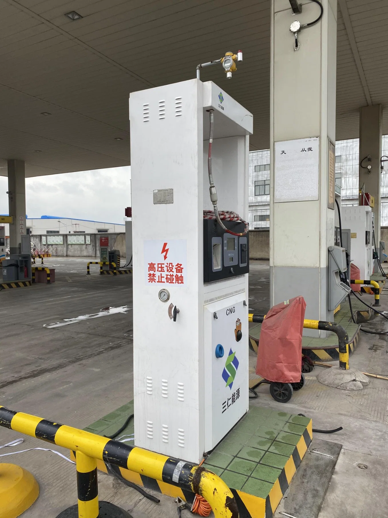 50 Hz&#160; &plusmn; 1&#160; Hz Normal Haosheng in Wooden Case Nozzle High quality/High cost performance  CNG Dispenser