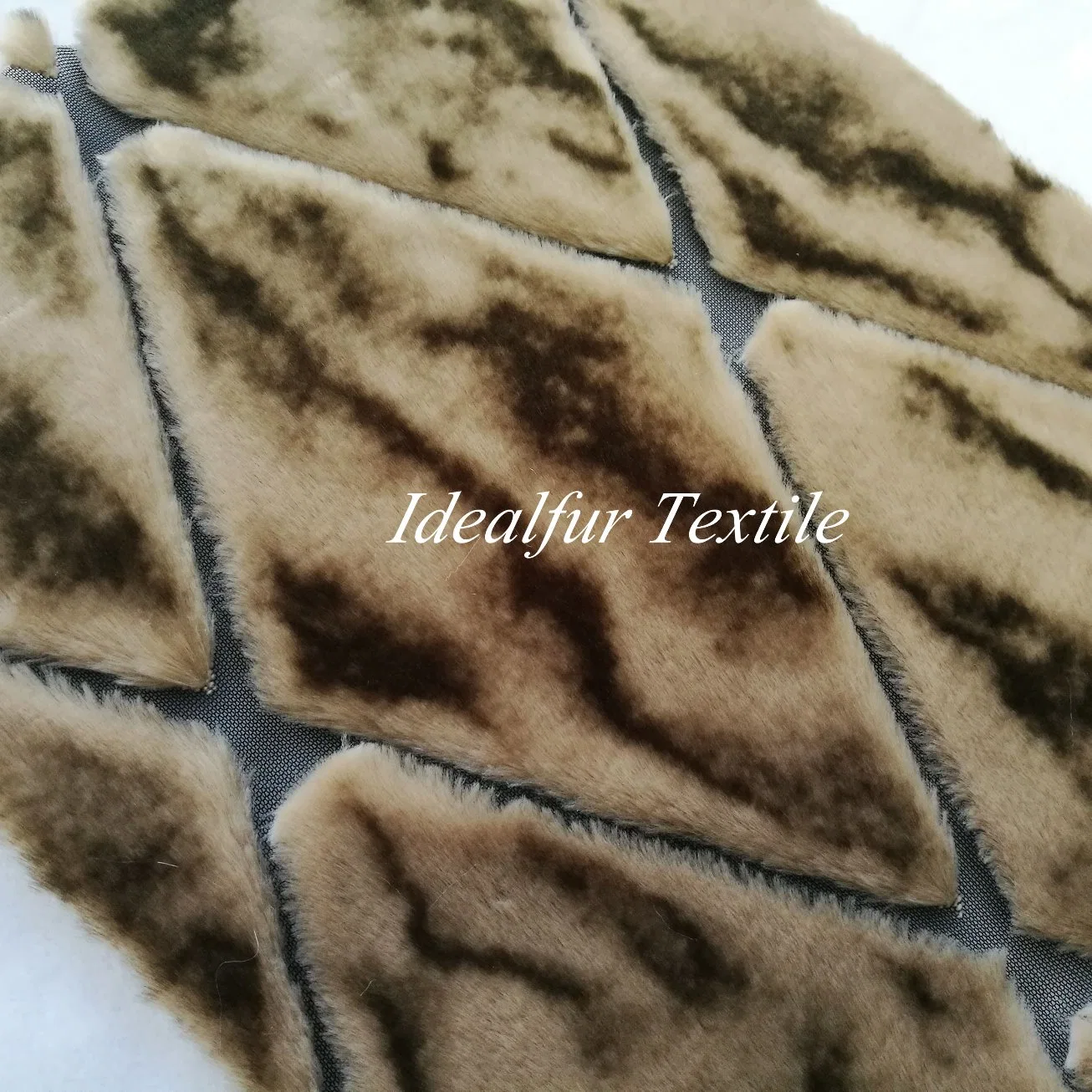 Hollowing out Diamond Leopard Fake Fur