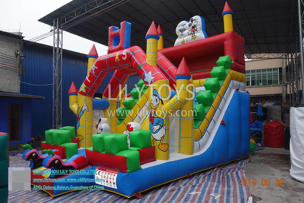 Material de Platão Bonitinha Carton Slide insufláveis deslizando diversão para adultos Kid