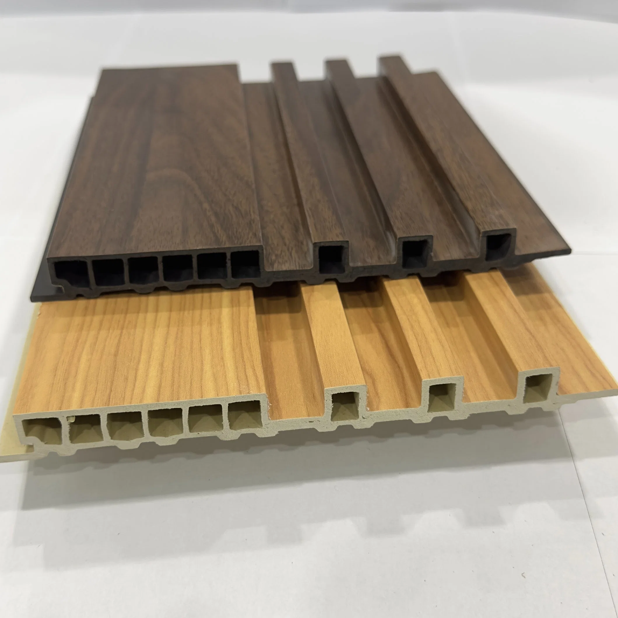 Vente à chaud extérieur moderne Décorateur bois plastique composite WPC Panneau mural